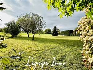 terrain à la vente -   32600  L'ISLE-JOURDAIN, surface 1300 m2 vente terrain - APR714348